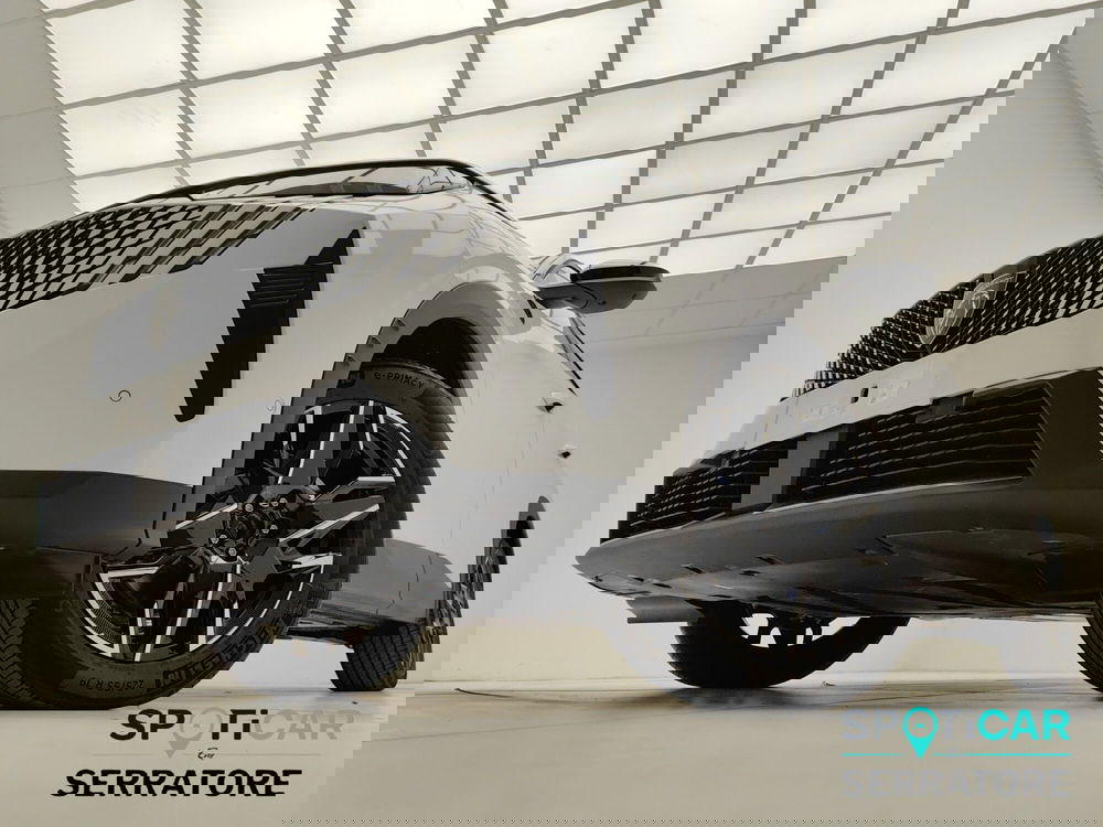 Peugeot 5008 nuova a Como (3)