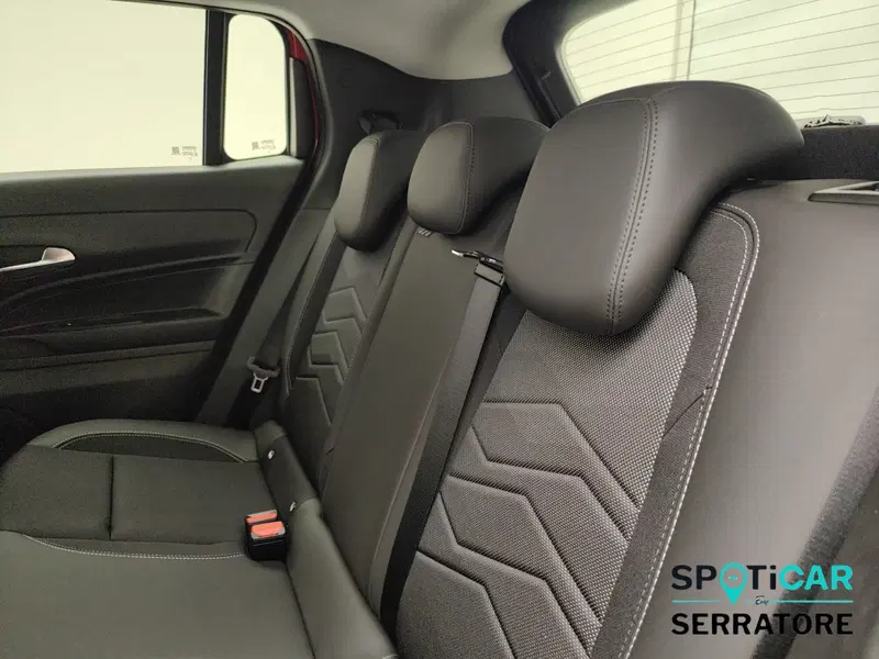 Jeep Avenger nuova a Como (13)
