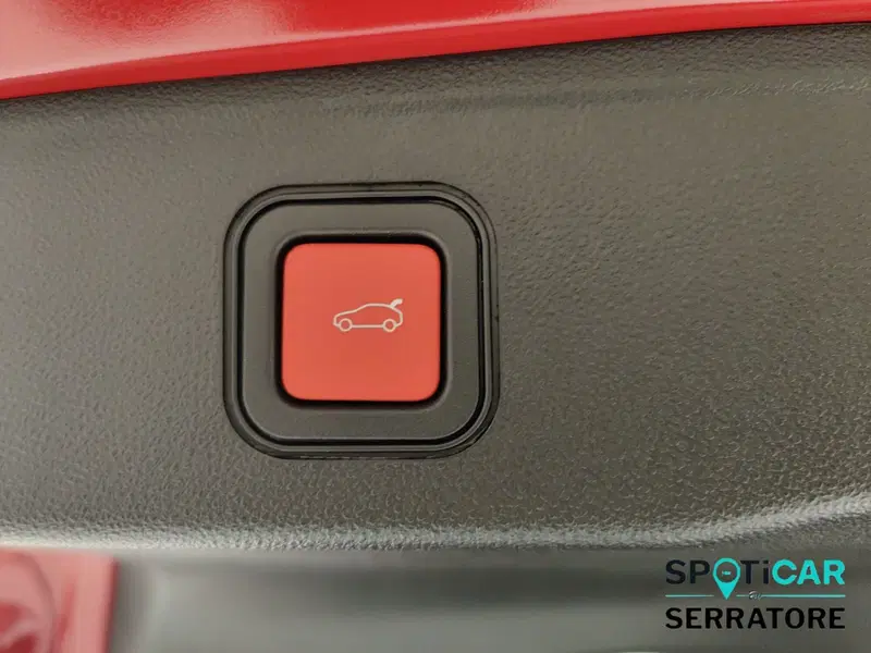 Jeep Avenger nuova a Como (17)