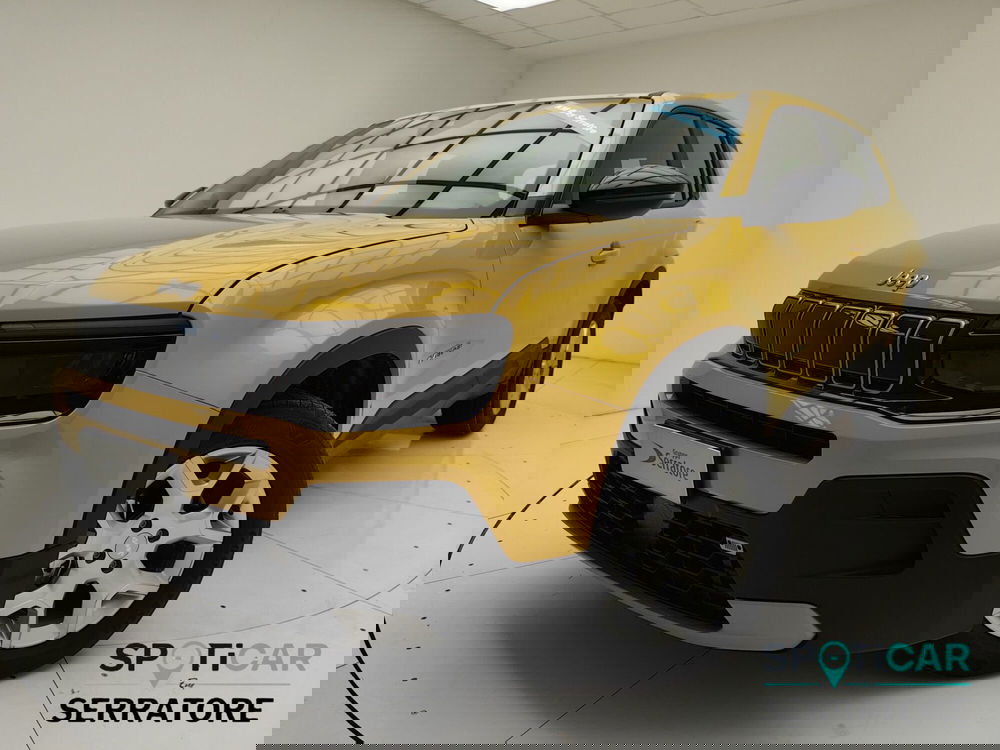 Jeep Avenger nuova a Como