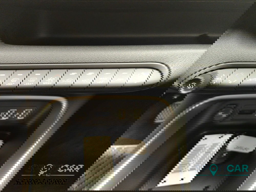 Jeep Avenger nuova a Como (16)