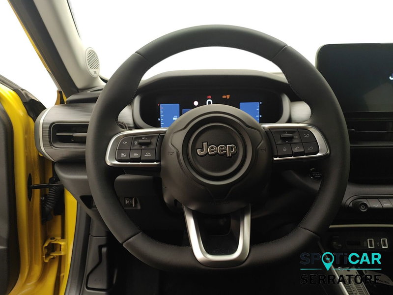 Jeep Avenger nuova a Como (17)