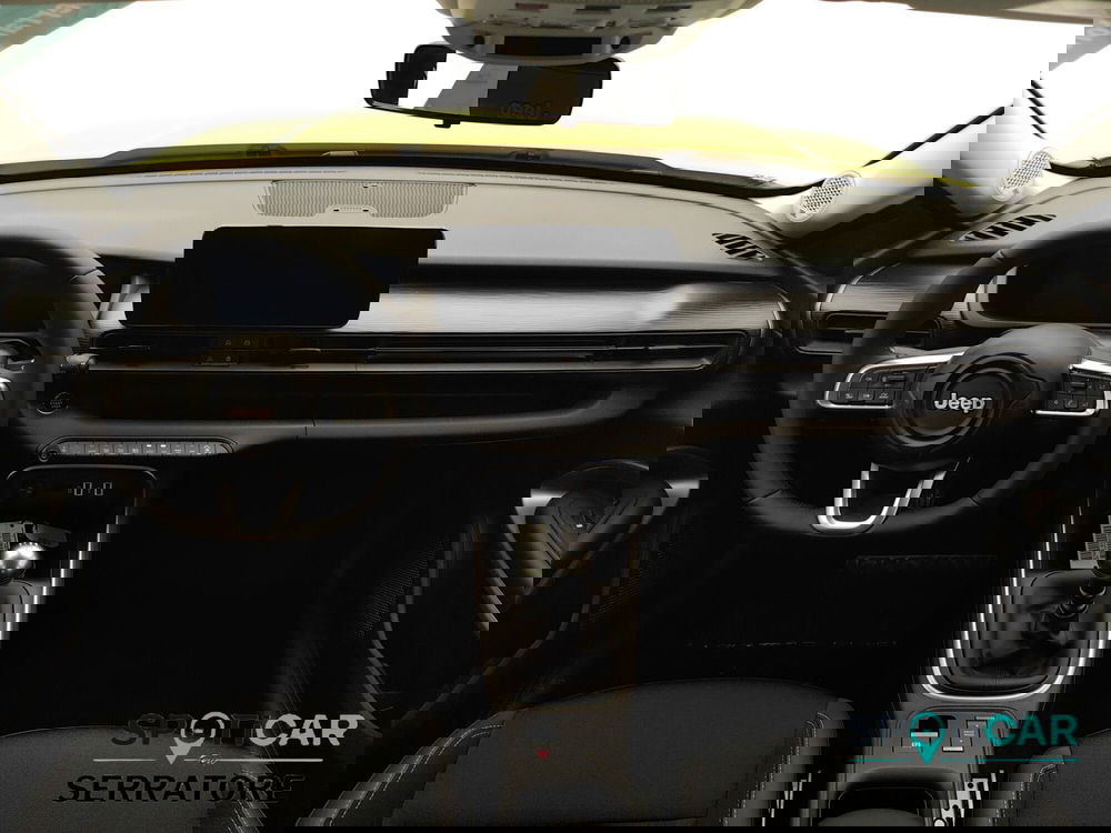 Jeep Avenger nuova a Como (7)