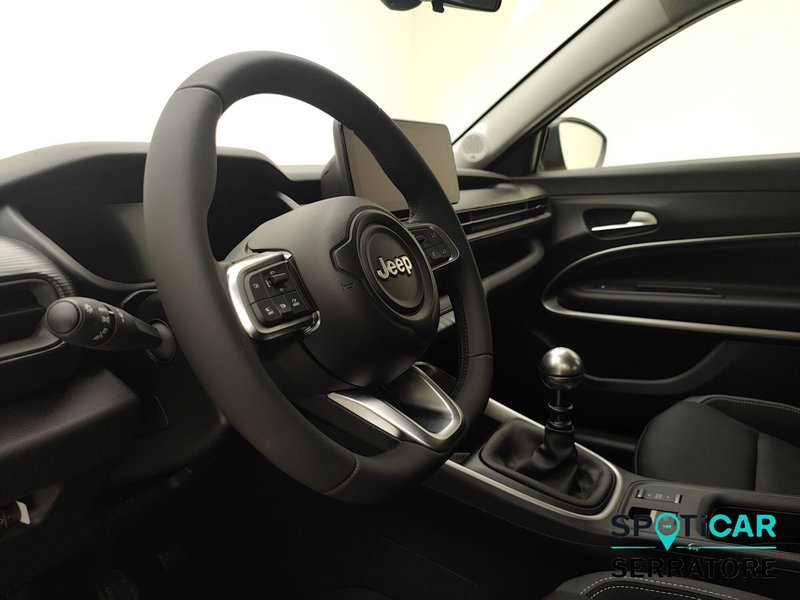 Jeep Avenger nuova a Como (9)