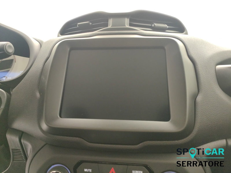 Jeep Renegade nuova a Como (10)