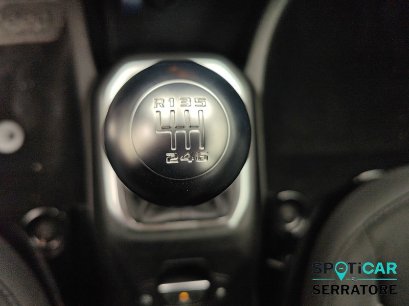 Jeep Renegade nuova a Como (17)
