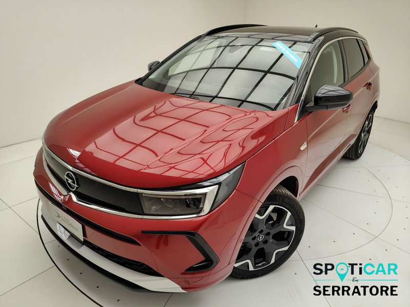 Opel Grandland nuova a Como (14)