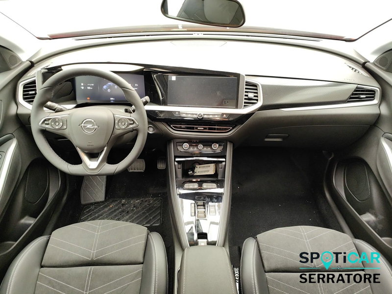 Opel Grandland nuova a Como (7)