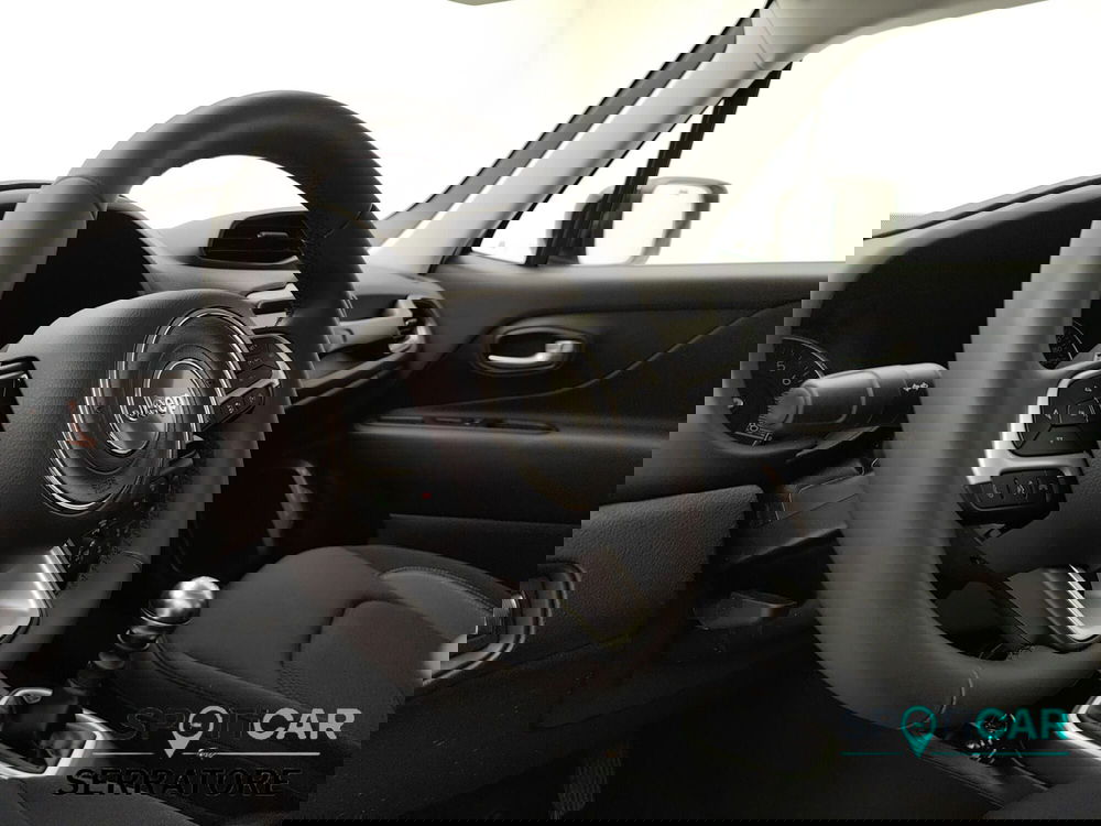 Jeep Renegade nuova a Como (9)