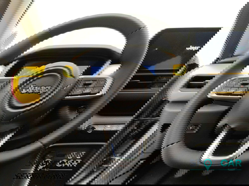 Jeep Avenger nuova a Como (17)