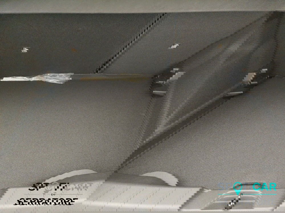 Jeep Avenger nuova a Como (18)