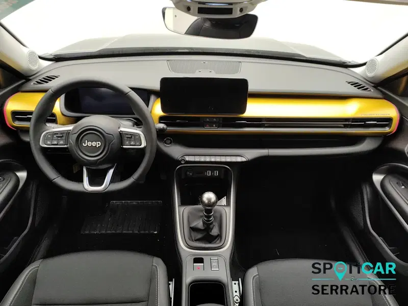 Jeep Avenger nuova a Como (7)
