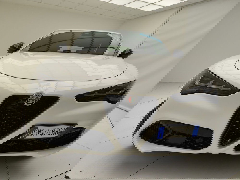 Alfa Romeo Stelvio nuova a Como (2)