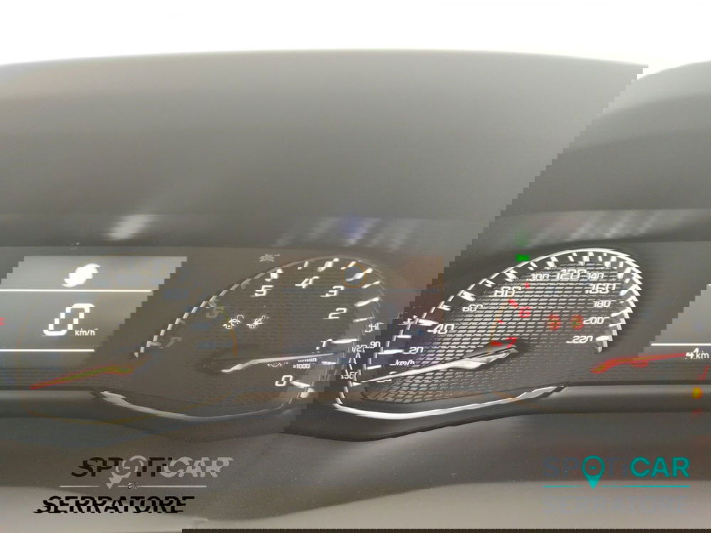 Peugeot 2008 nuova a Como (8)