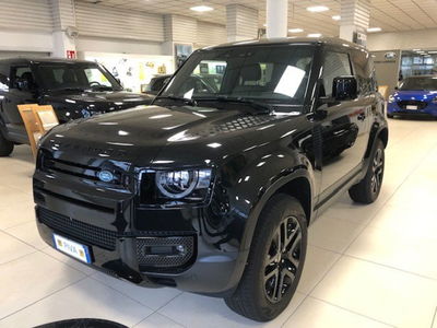 Land Rover Defender 90 3.0d i6 mhev X-Dynamic SE awd 250cv auto del 2023 usata a Abbiategrasso