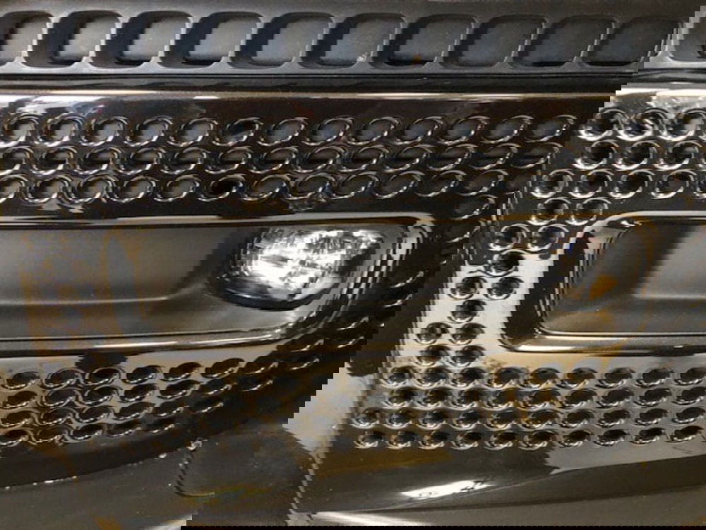 Land Rover Defender usata a Milano (13)