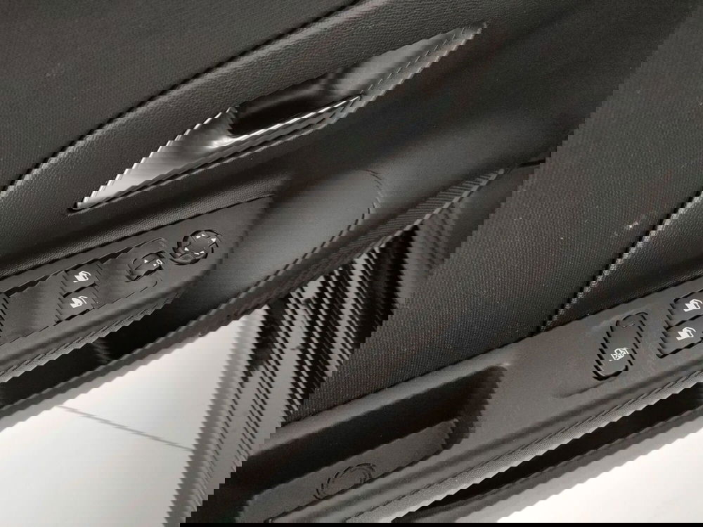 Opel Corsa usata a Caserta (16)