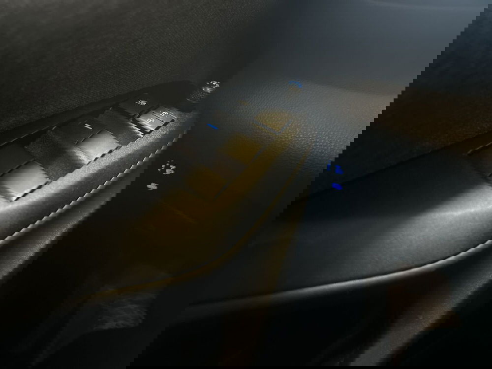 Toyota Yaris usata a Brescia (7)