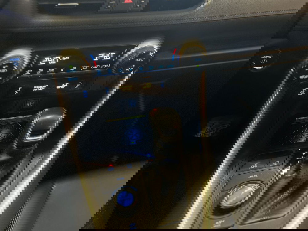 Toyota Rav4 usata a Brescia (6)