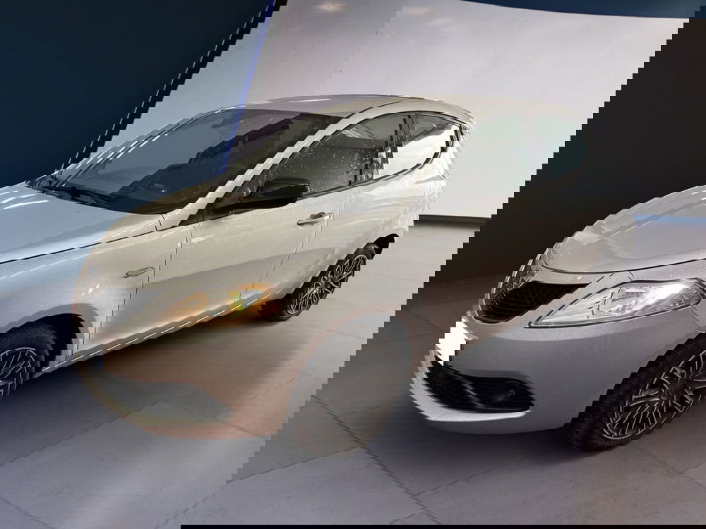 Lancia Ypsilon usata a Torino (2)