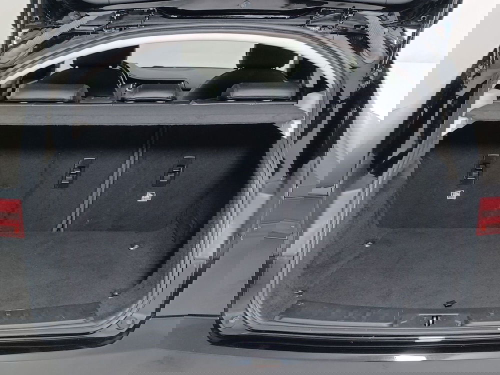 Jaguar E-Pace usata a Torino (12)