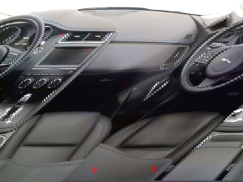 Jaguar E-Pace usata a Torino (4)