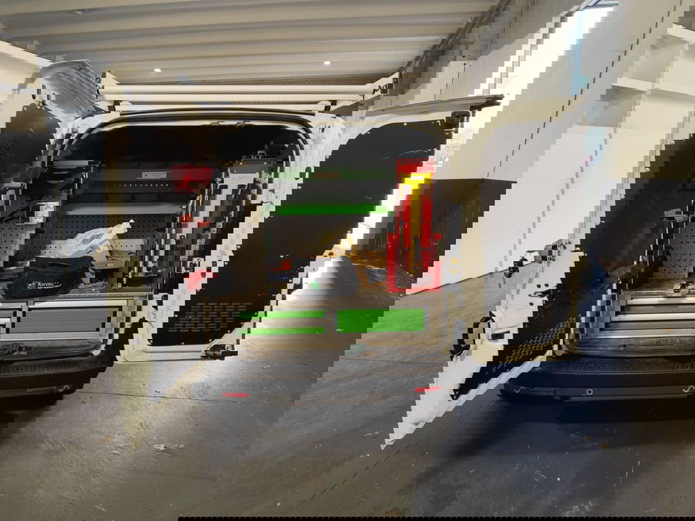 Fiat Doblò Furgone usata a Milano (10)