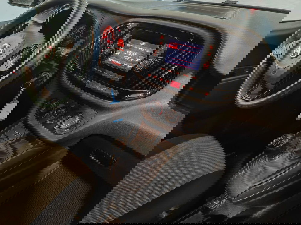 Fiat Doblò Furgone usata a Milano (13)