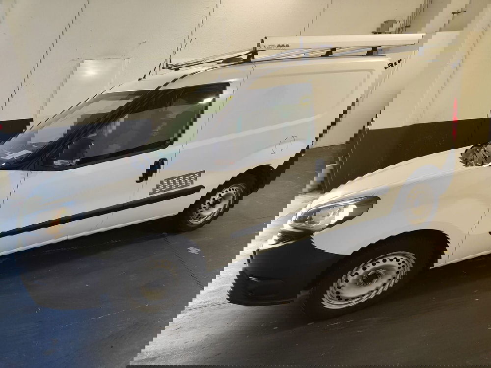 Fiat Doblò Furgone usata a Milano (4)