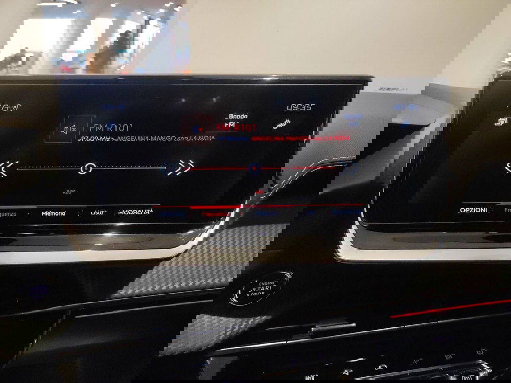 Peugeot 208 usata a Catania (12)