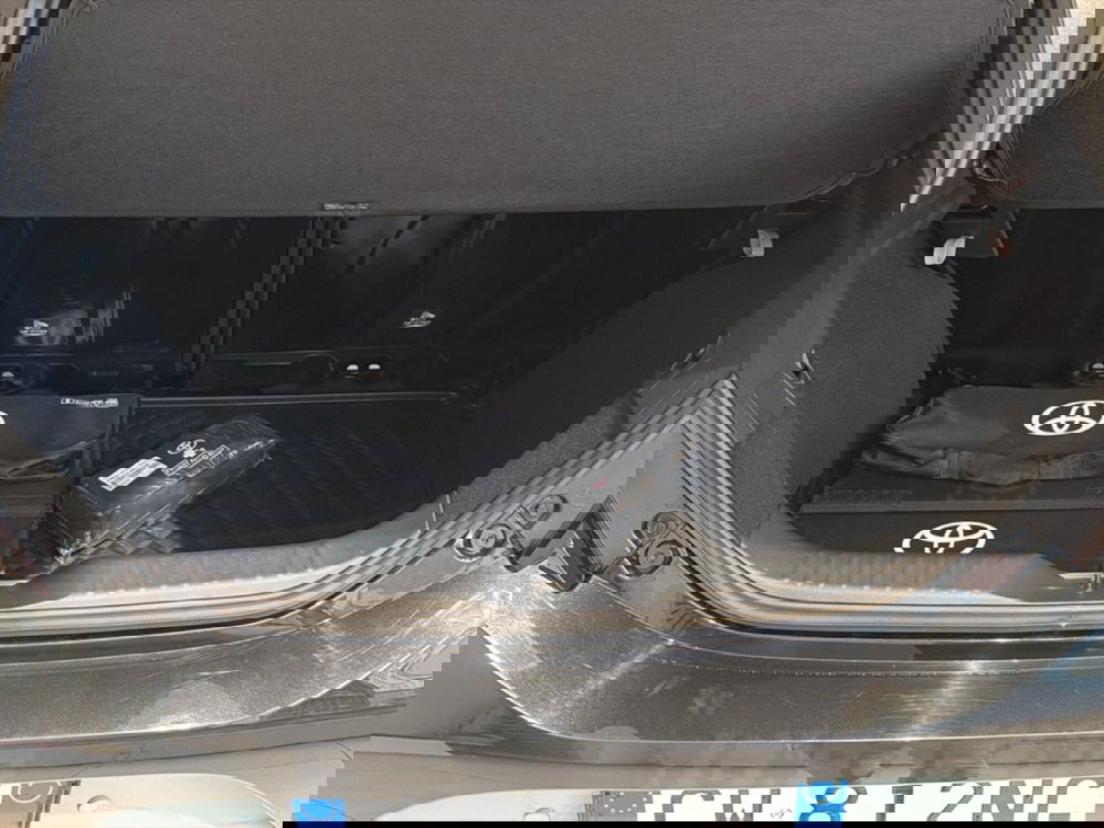 Toyota Aygo X usata a Catania (7)