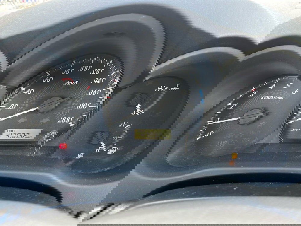 Toyota Hilux usata a Ragusa (10)