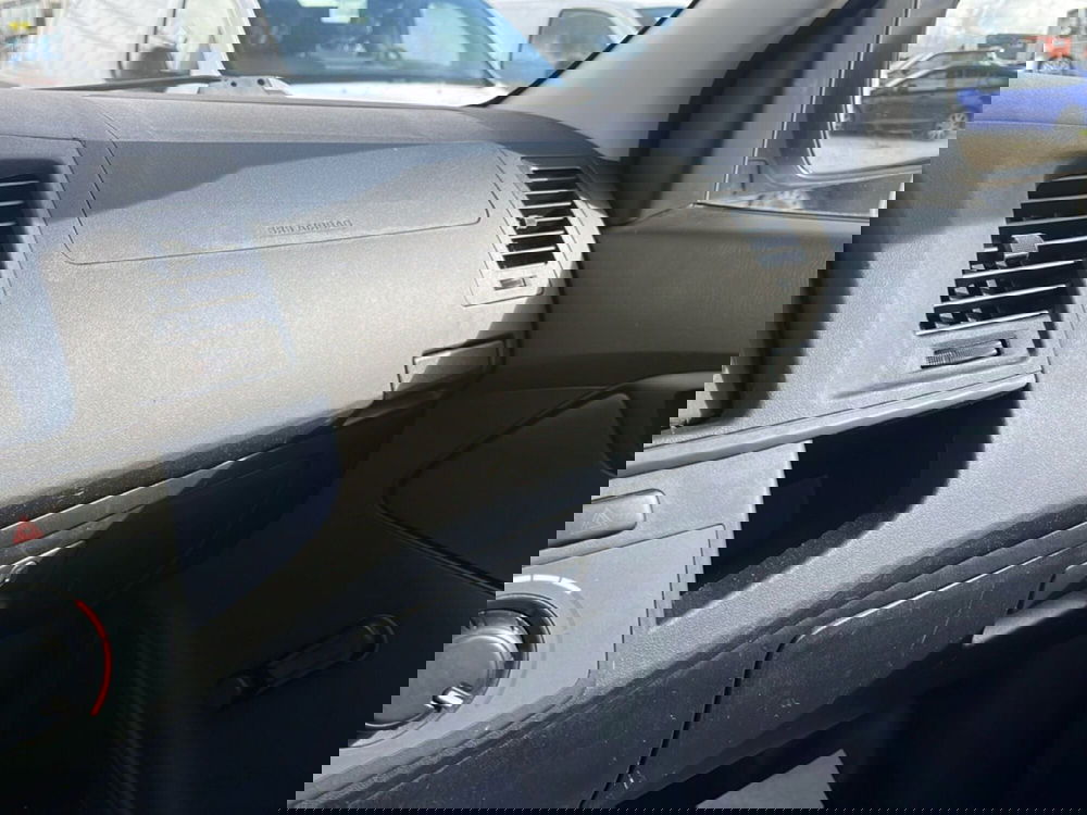 Toyota Hilux usata a Ragusa (15)