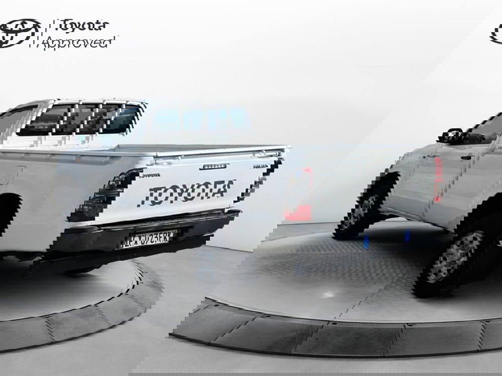 Toyota Hilux usata a Ragusa (5)