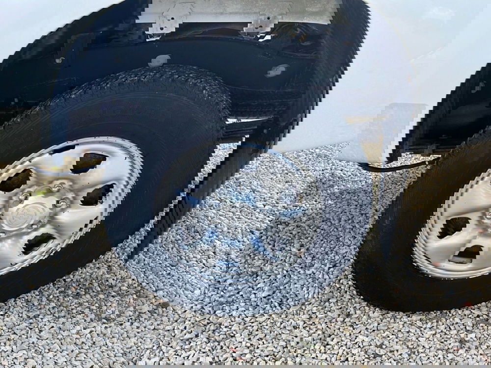 Toyota Hilux usata a Ragusa (6)