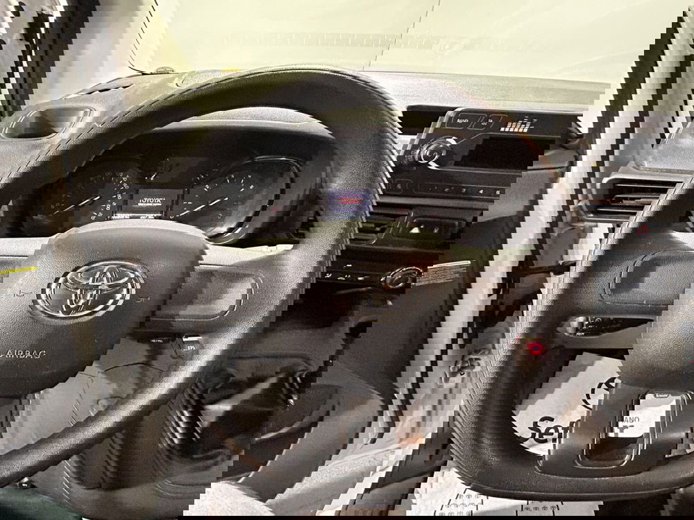 Toyota Proace City Furgone usata a Milano (9)