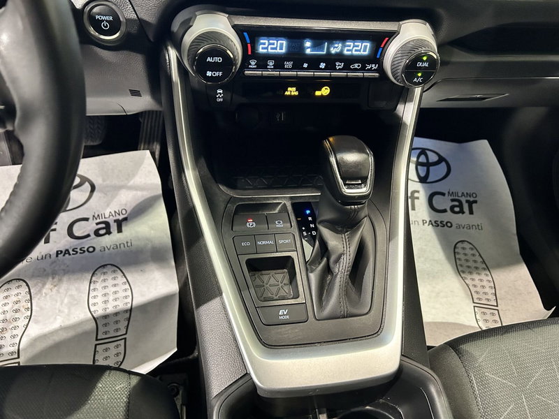 Toyota Rav4 usata a Milano (12)