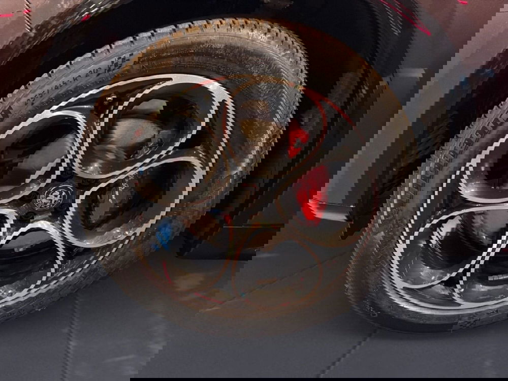 Alfa Romeo Stelvio nuova a Campobasso (14)