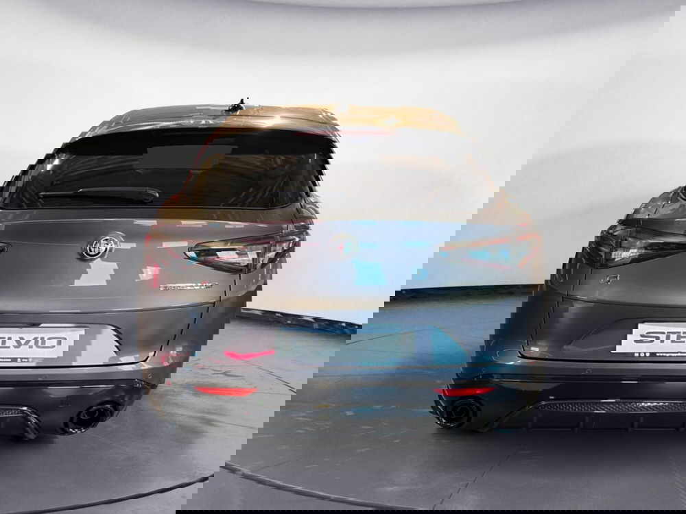 Alfa Romeo Stelvio nuova a Campobasso (4)