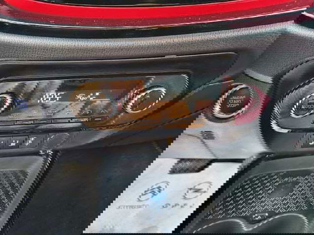 Toyota Aygo X usata a Pesaro-Urbino (13)