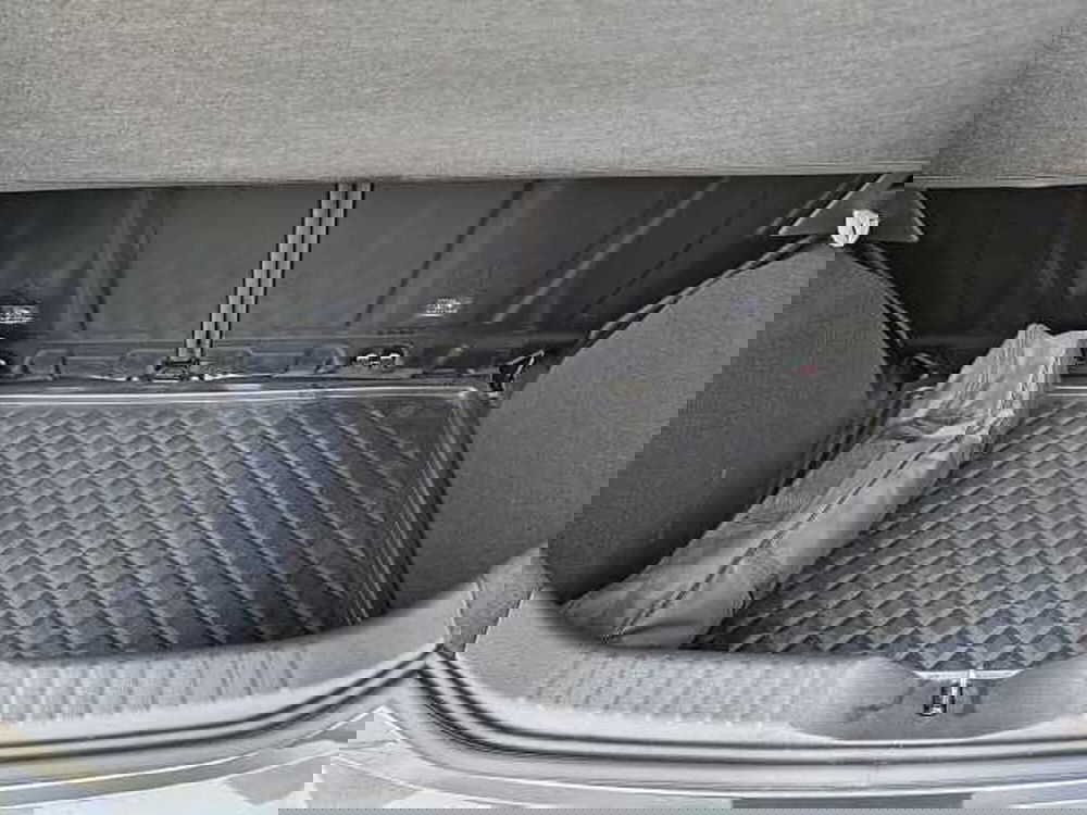 Toyota Aygo X usata a Pesaro-Urbino (16)