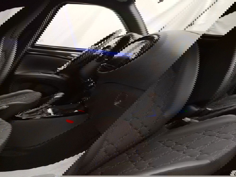 Toyota Aygo X usata a Roma (6)