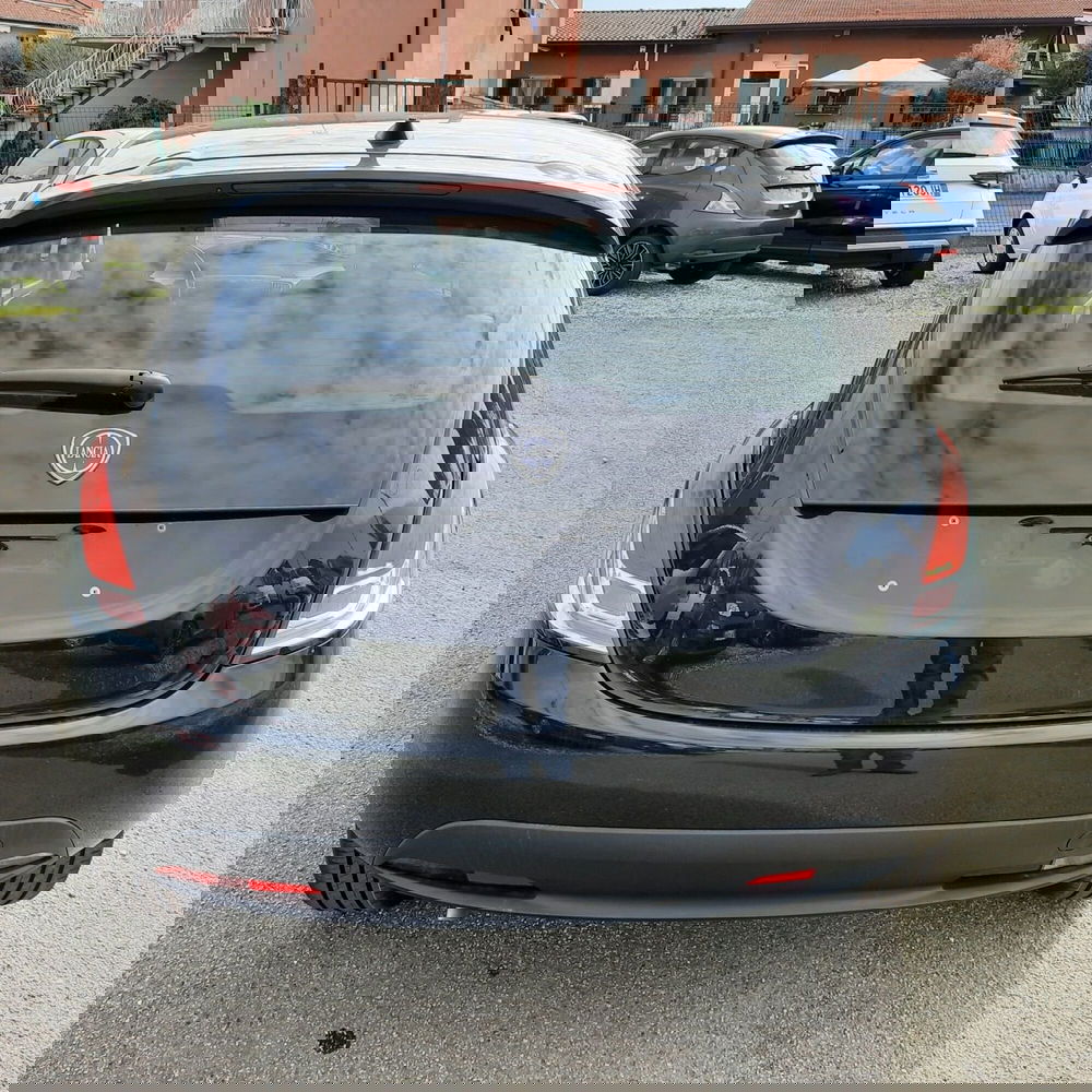 Lancia Ypsilon nuova a La Spezia (6)