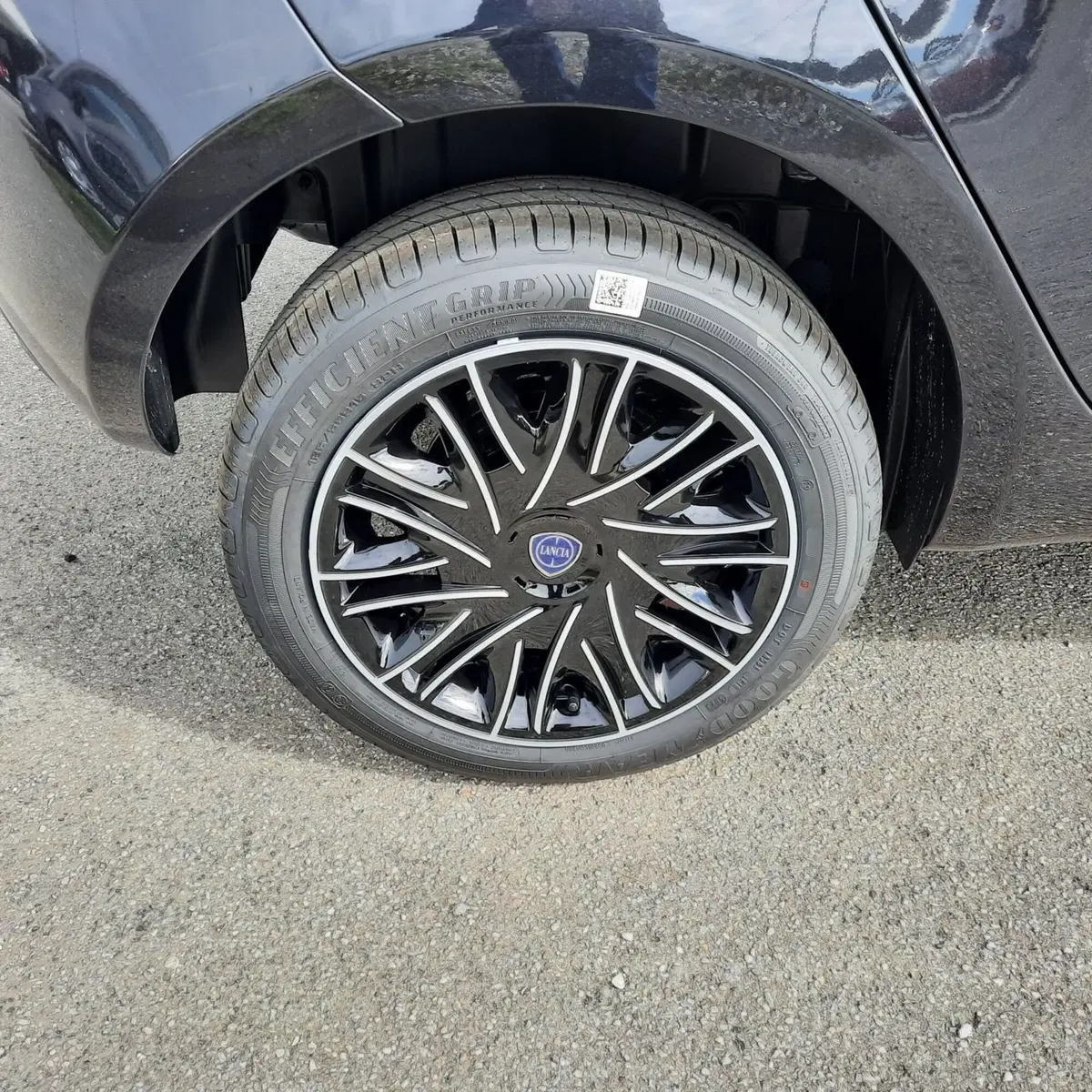 Lancia Ypsilon nuova a La Spezia (9)