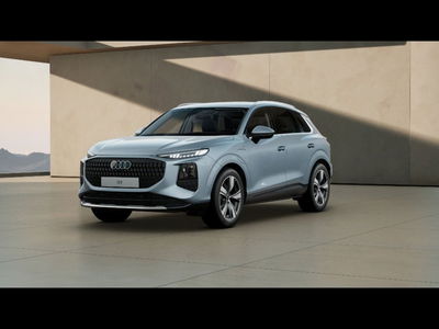 Audi Q3 1.5 e-hybrid Business Advanced 272cv s-tronic nuova a Sinalunga