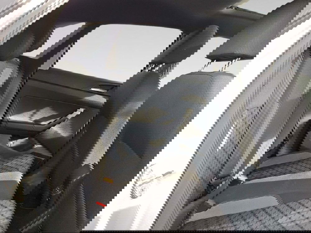 Volkswagen Taigo usata a Livorno (11)