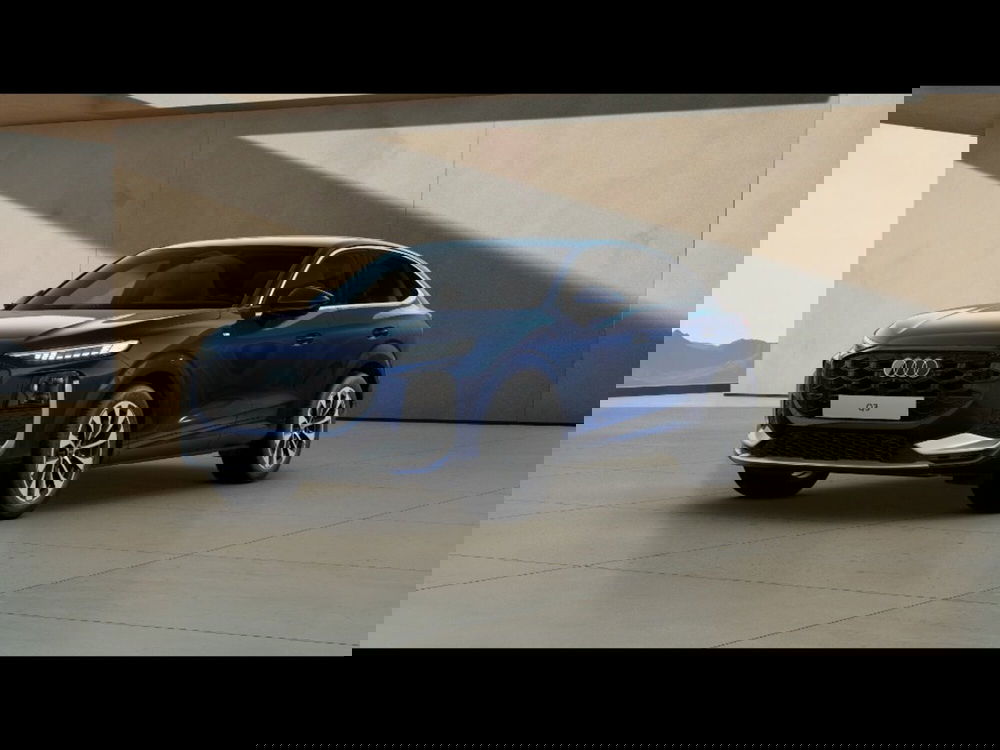 Audi Q3 Sportback nuova a Pisa