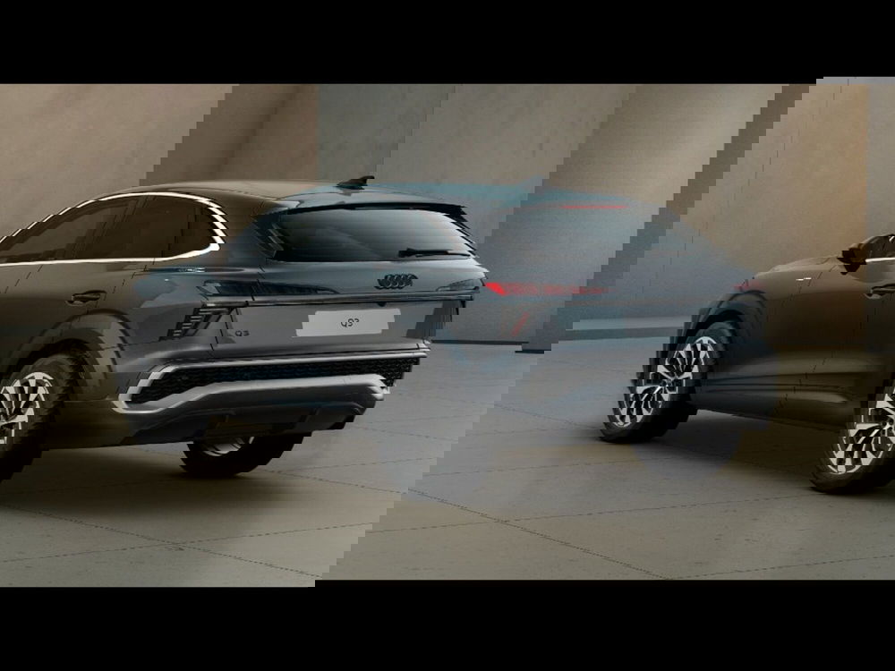 Audi Q3 Sportback nuova a Pisa (2)