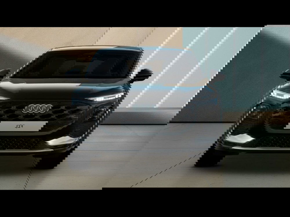 Audi Q3 Sportback nuova a Livorno (4)