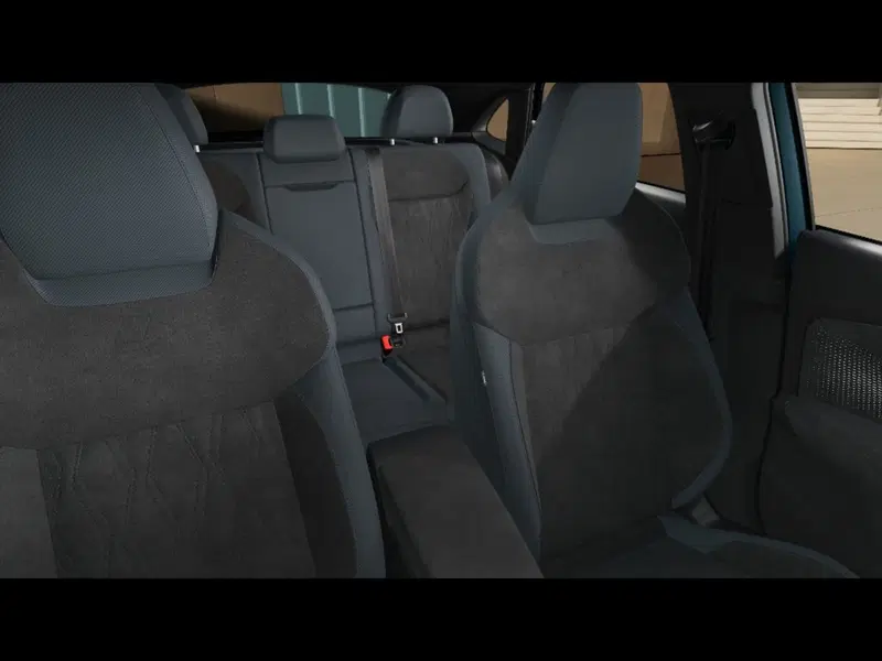 Audi Q3 Sportback nuova a Firenze (11)